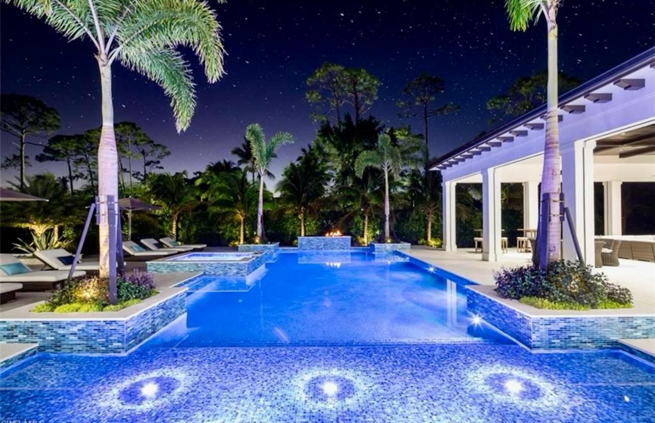 The Veteran Residents Vila North North Naples Exterior foto